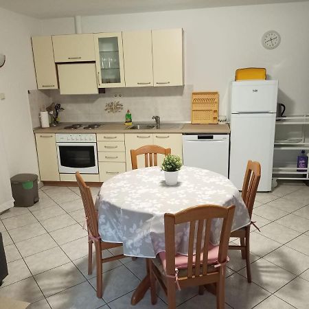 Apartments Vodaric Loznati Cres Kültér fotó