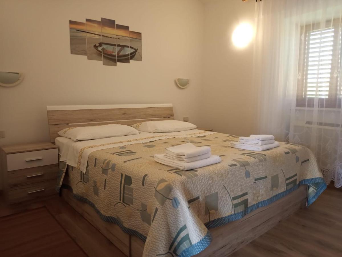 Apartments Vodaric Loznati Cres Kültér fotó