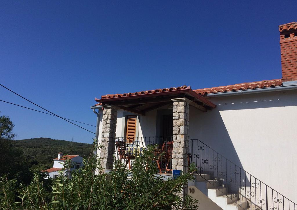 Apartments Vodaric Loznati Cres Kültér fotó